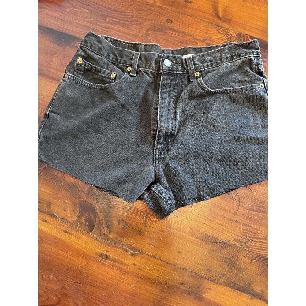 Womens Vintage Levi s 550 Black Jean Shorts Size 32 - 3 Inch Inseam
